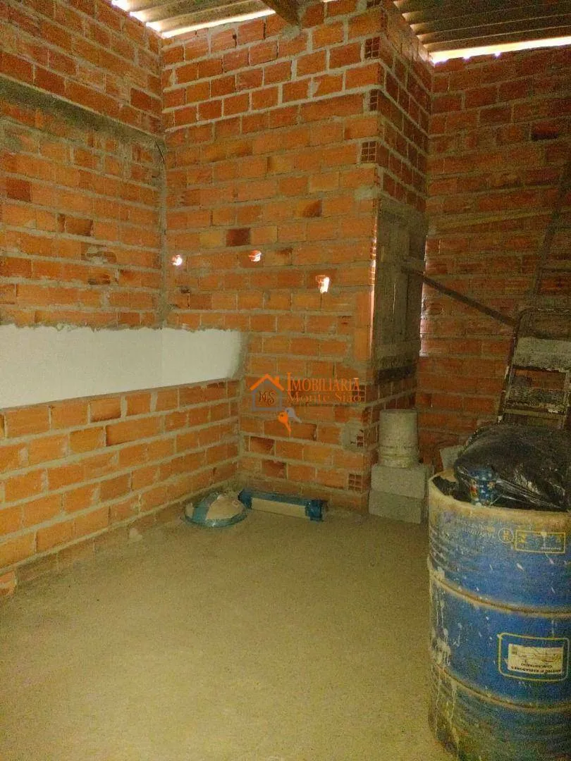 Imagem Sobrado com 2 dormitórios à venda, 100 m² por R$ 250.000,00 - Parque Mikail - Guarulhos/SP