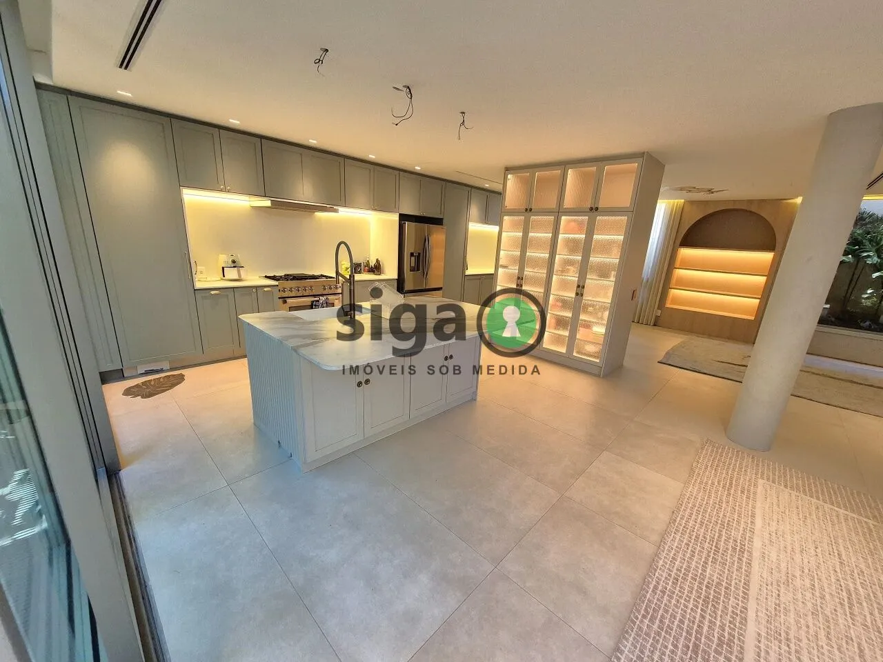 Imagem Casa em Condomínio a venda no Cidade Jardim com 5 quartos