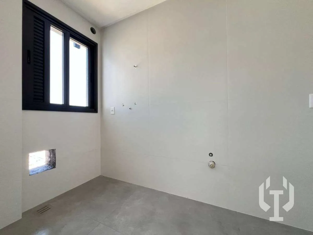 Imagem Apartamento Novo Quadra Mar com Lazer Completo em Meia Praia