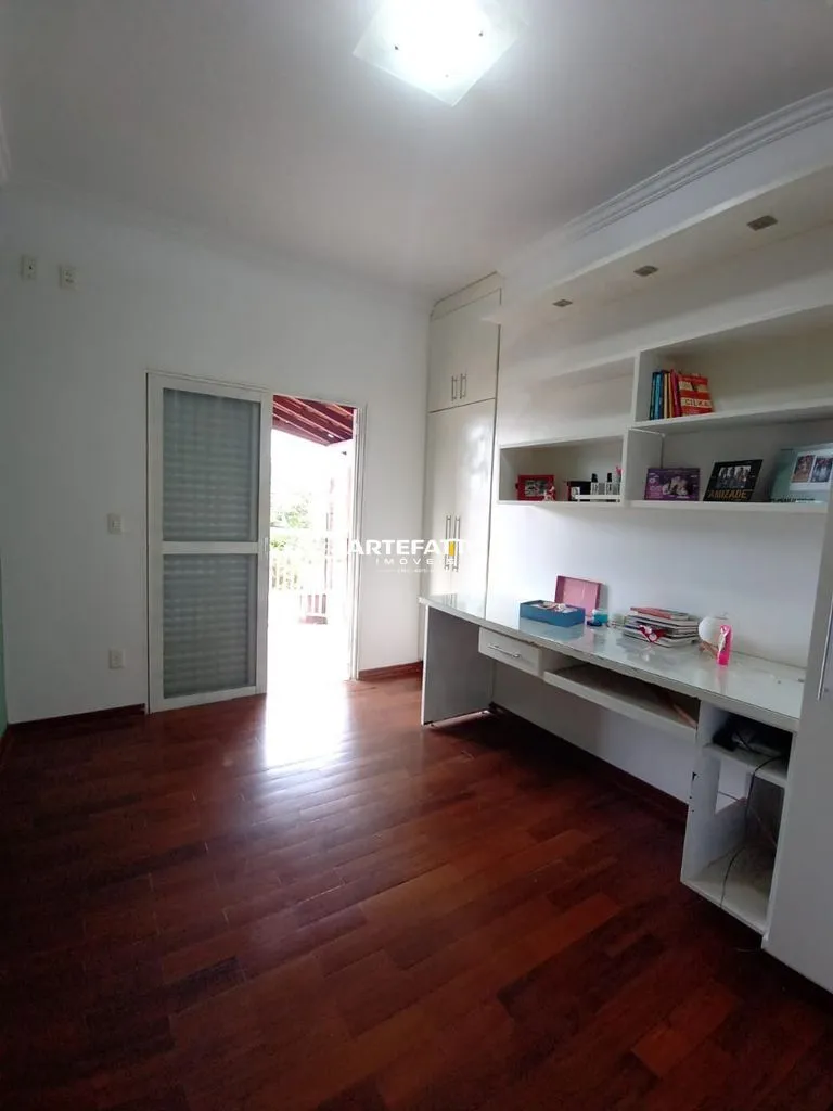 Imagem Sobrado à venda em Franca, Jardim Flórida, com 3 quartos, 380m2