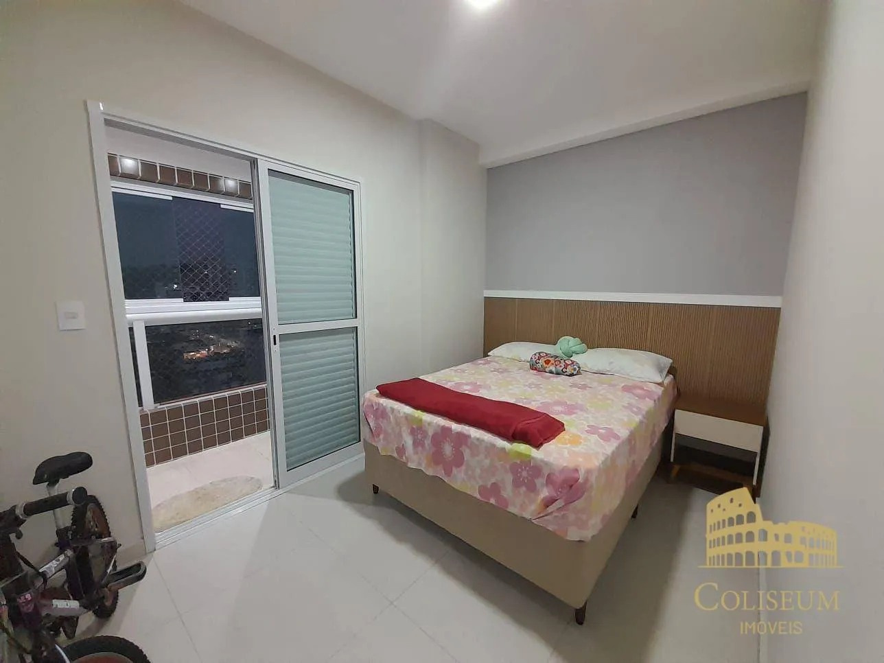 Imagem Apartamento com 2 dormitórios à venda, 74 m² por R$ 760.000,00 - Canto do Forte - Praia Grande/SP