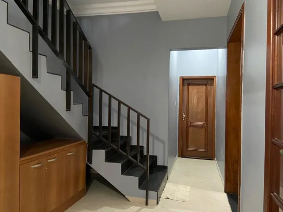 Imagem Casa com 6 Quartos à Venda, 438 m² em Jurunas - Belém