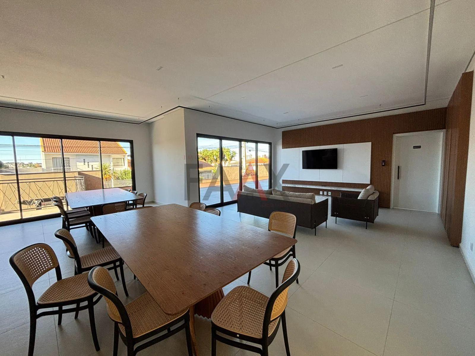 Imagem Apartamento locação Maestrale com Suíte e Área Gourmet no Bairro Santana