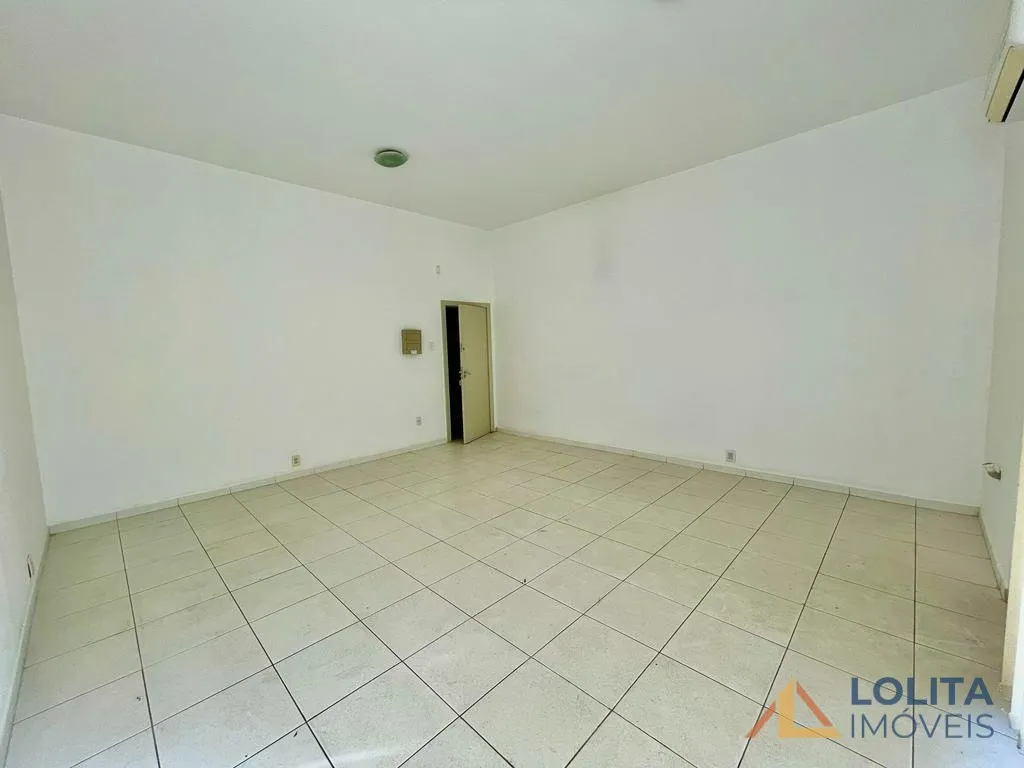 Imagem Sala Comercial de 33 m² à Venda no Centro de Florianópolis/SC: