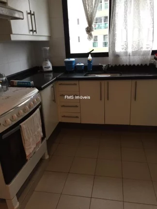 Imagem Apartamento à venda na Vila Andrade, São Paulo-SP: 3 quartos, 1 suíte, 3 salas, 3 banheiros, 2 vagas e 200m² de área.