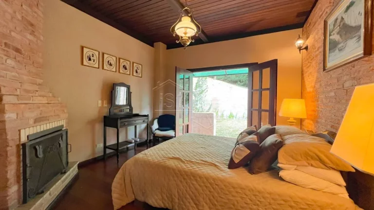 Imagem Casa de Condomínio em Campos do Jordão