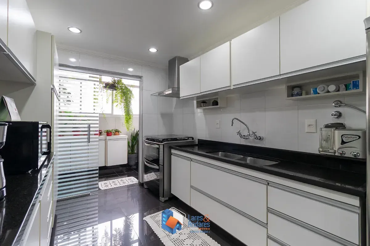 Imagem Apartamento para venda em Santo Amaro com 4 quartos, sendo 1 suíte, 155m²