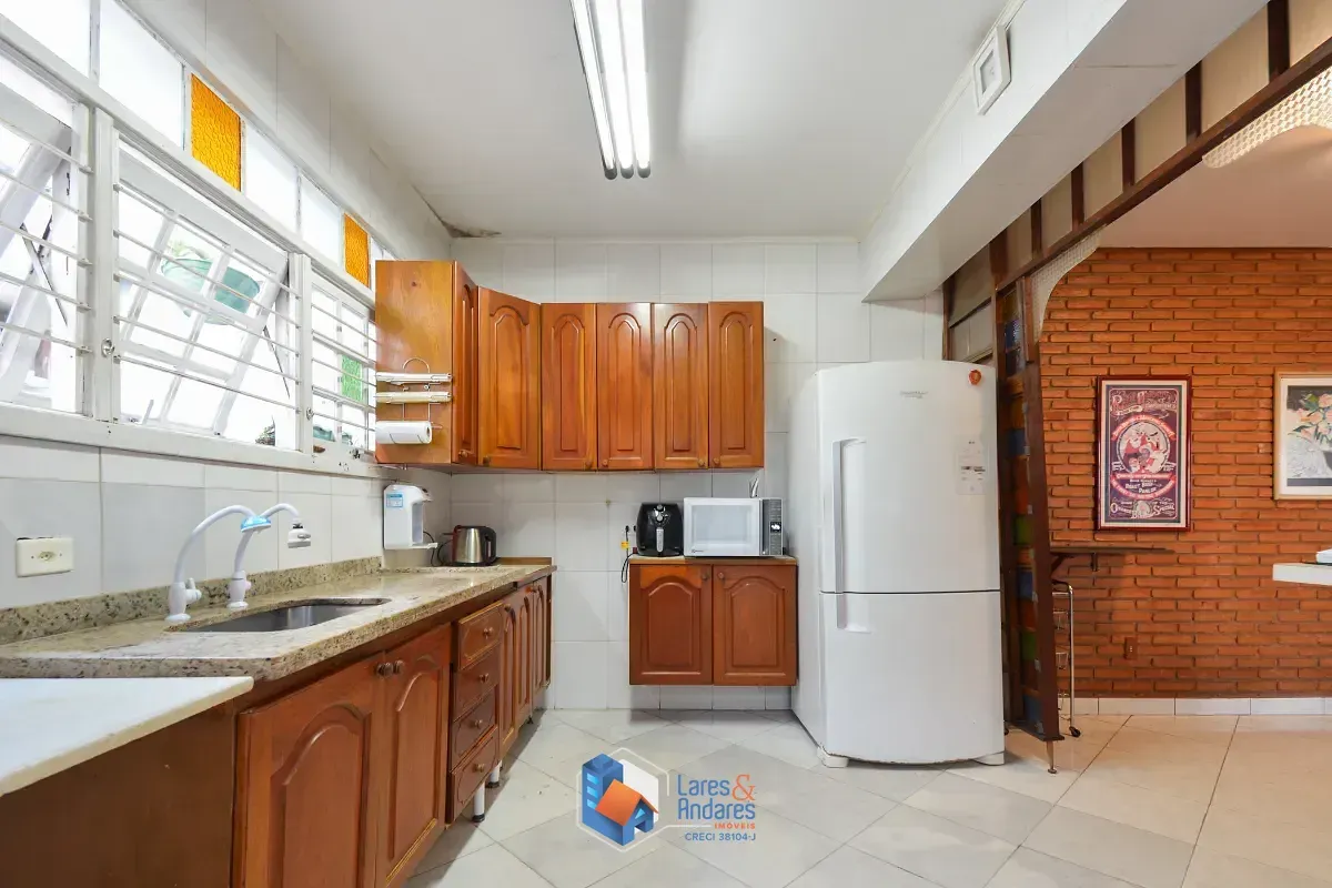 Imagem Casa para venda em Jardim da Glória com 4 quartos, sendo 1 suíte, 275m²