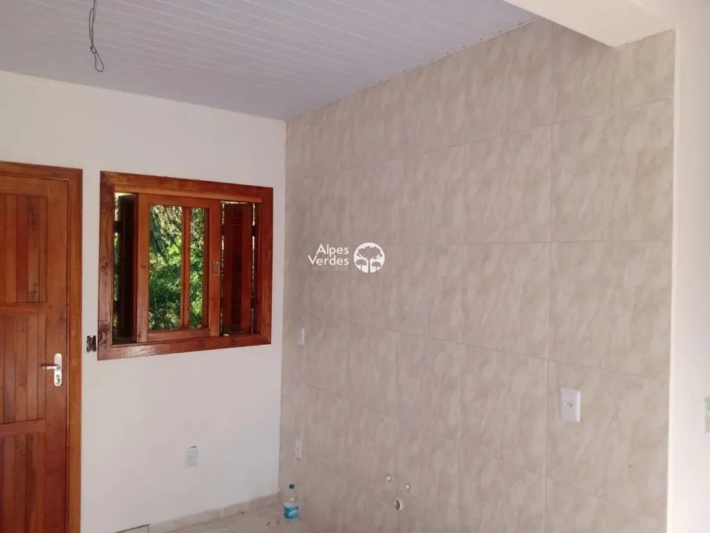 Imagem Vende-se Casa no São Lucas 10 minutos da Catedral de Pedra - Canela-RS