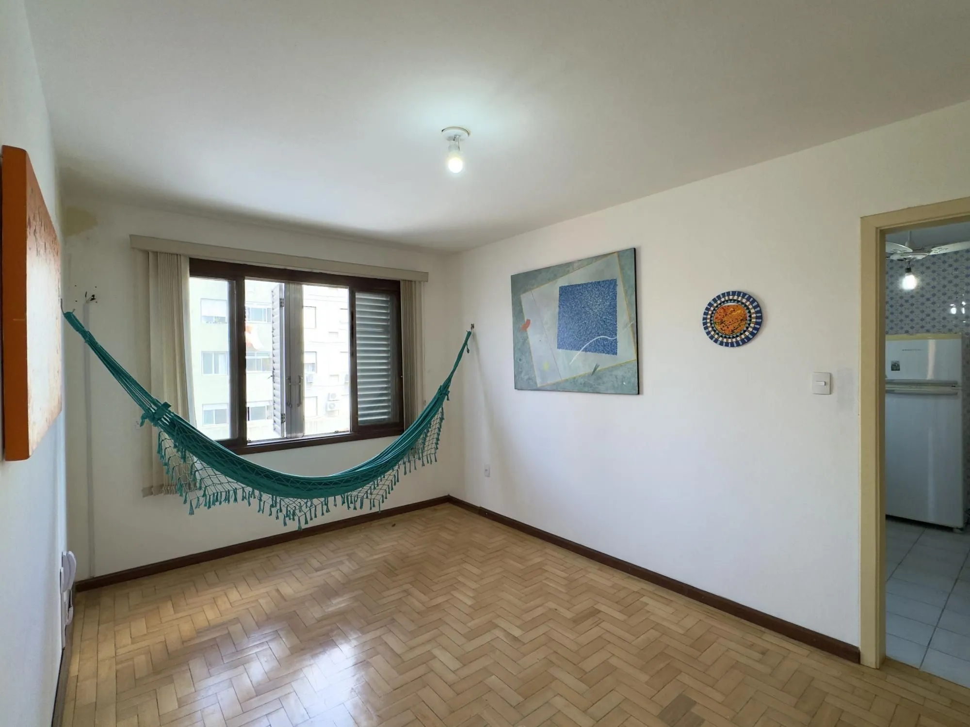 Imagem Apartamento amplo de 2 dormitório ao lado do Mãe de Deus e próximo da Orla