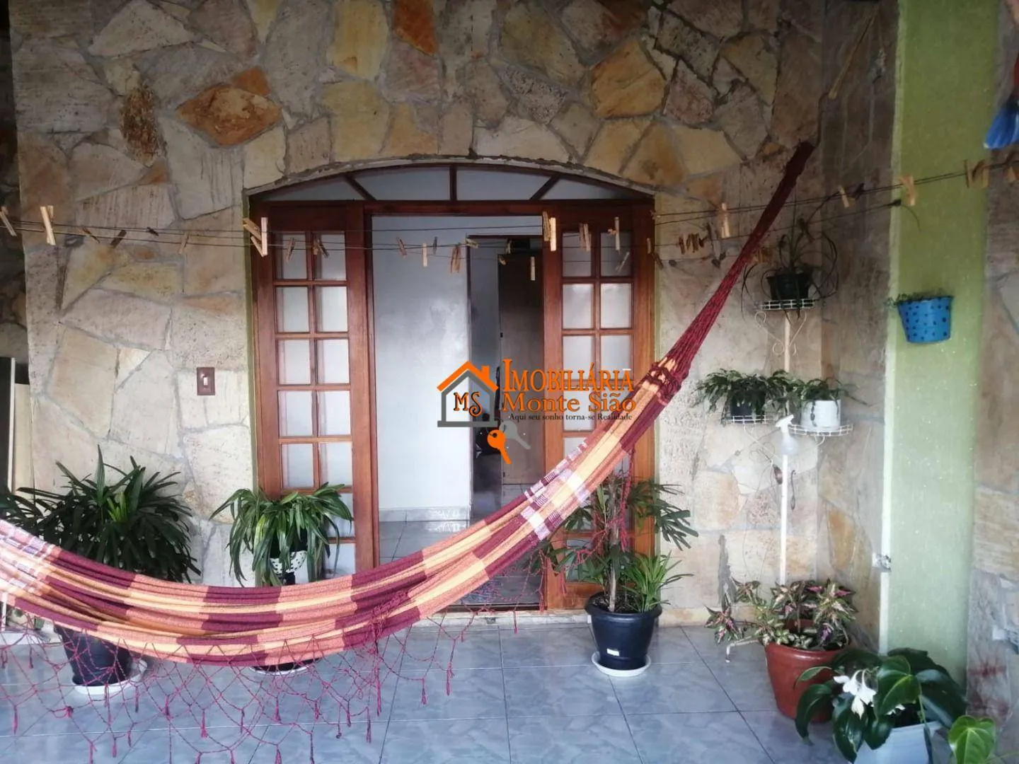 Imagem Sobrado com 4 dormitórios à venda, 120 m² por R$ 405.000 - Jardim Jovaia - Guarulhos/SP