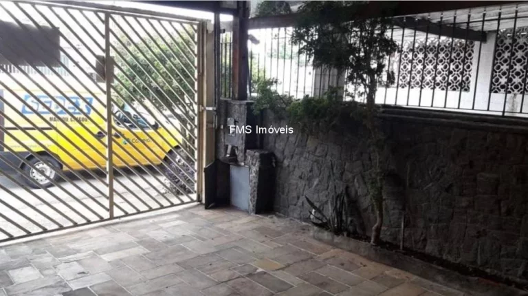Imagem Casa à venda no Ipiranga, São Paulo-SP: 1 quarto, 1 suíte, 1 sala, 3 banheiros, 2 vagas, 122m².