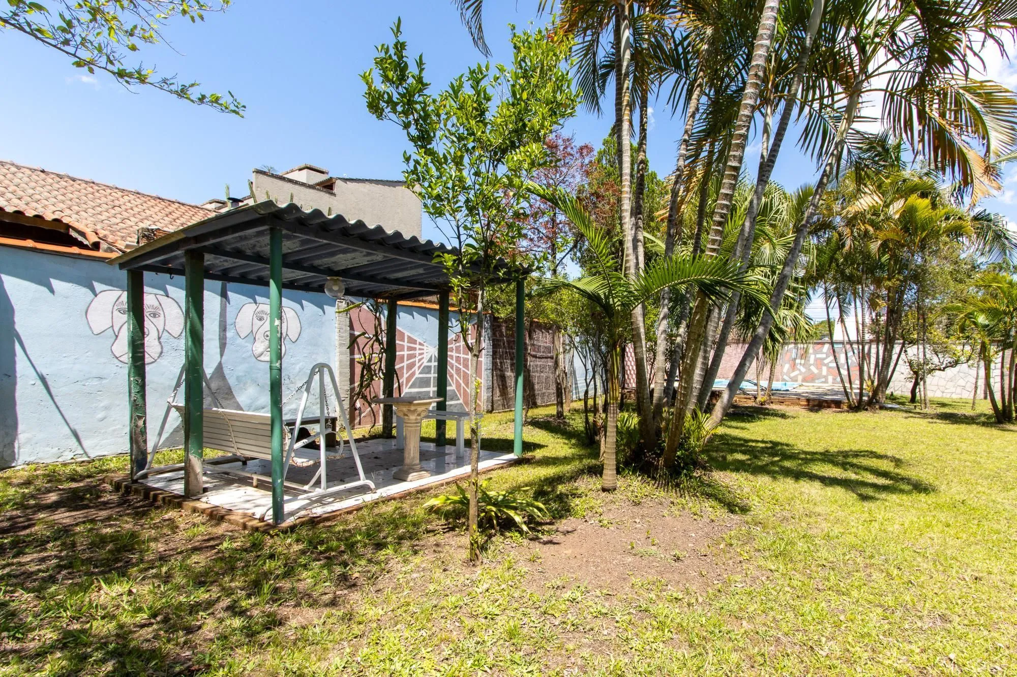 Imagem Casa Residencial à Venda no Bairro Guarujá, Porto Alegre, RS