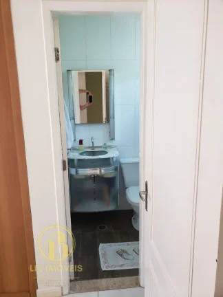Imagem Sobrado à Venda na Granja Viana.