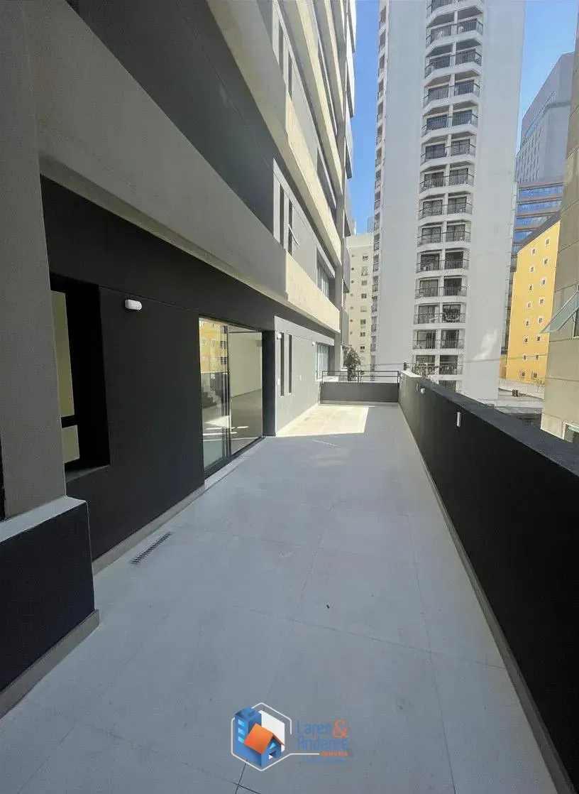 Imagem Duplex para venda em Jardim Paulista com 2 quartos, sendo 2 suítes, 197m²