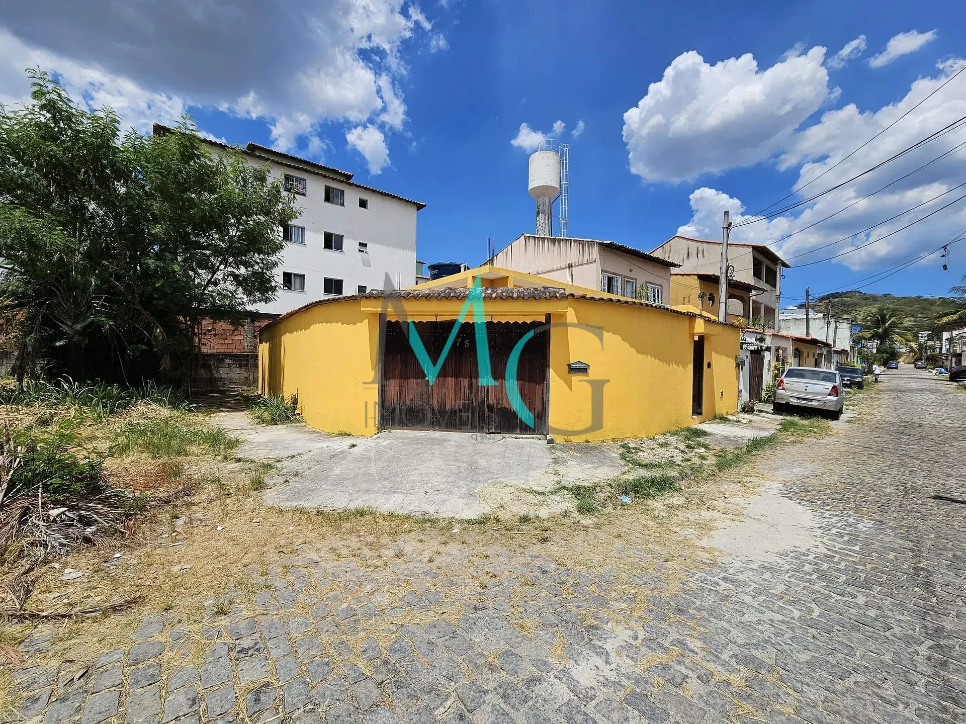 Foto do imóvel Casa 4 quartos para aluguel ou venda, 79m², R$ 2.100,00 ou R$ 330.000,00 em Campo Grande, Rio de Janeiro, RJ