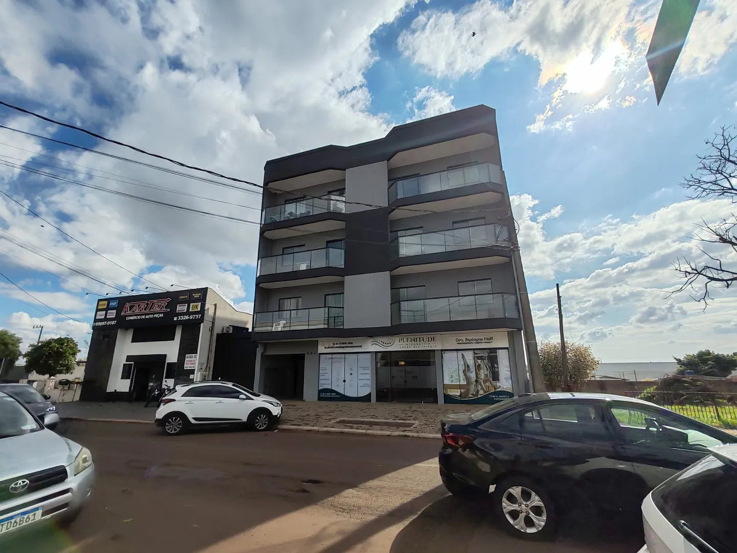 Apartamento à Venda com 2 Quartos no Alto Alegre em Cascavel em Alto Alegre, Cascavel - Parana