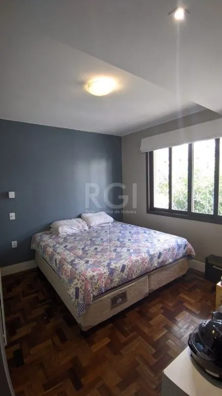 Imagem Apartamento para Venda - 60.5m², 1 dormitório, 2 vagas locadas no prédio - Floresta