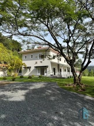 Imagem Exclusiva Casa de Campo de Alto Padrão, de Campo de Alto, Nova Trento - SC