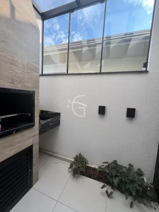 Imagem Uma casa com charme de apartamento.