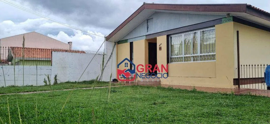 Imagem Casa espaçosa à venda - Novo Mundo Curitiba/PR