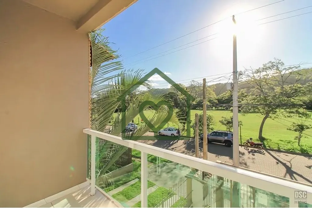 Imagem Encantador Sobrado com Vista para a Natureza na Zona Sul Completo e Pronto para Morar! Descubra o pr...