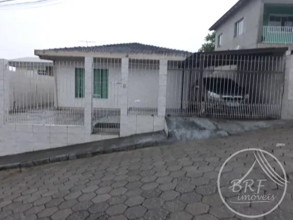 Imagem Vendo casa em Serraria São José SC de três dormitórios, sala e cozinha mais edícula