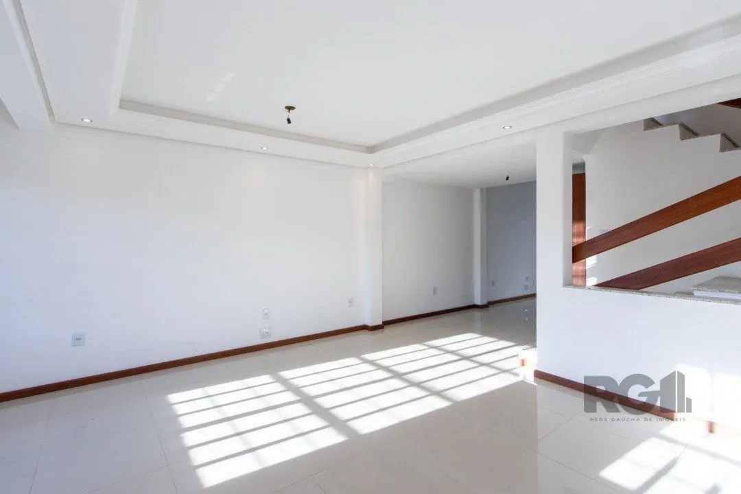 Imagem Casa para Venda - 120m², 3 dormitórios, sendo 1 suites, 1 vaga - Guarujá