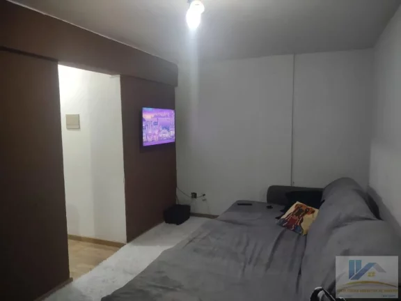 Imagem Apartamento para Venda em Curitiba, Sítio Cercado, 2 dormitórios, 1 banheiro, 1 vaga