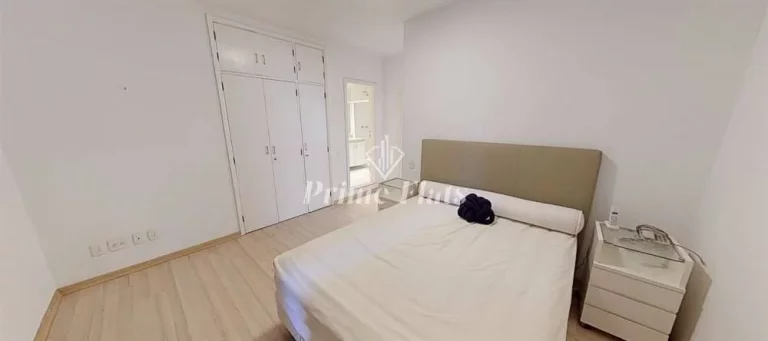 Imagem Flat disponível para locação no Saint Régis no Jardim Paulista, com 70m², 1 dormitório e 1 vaga de garagem