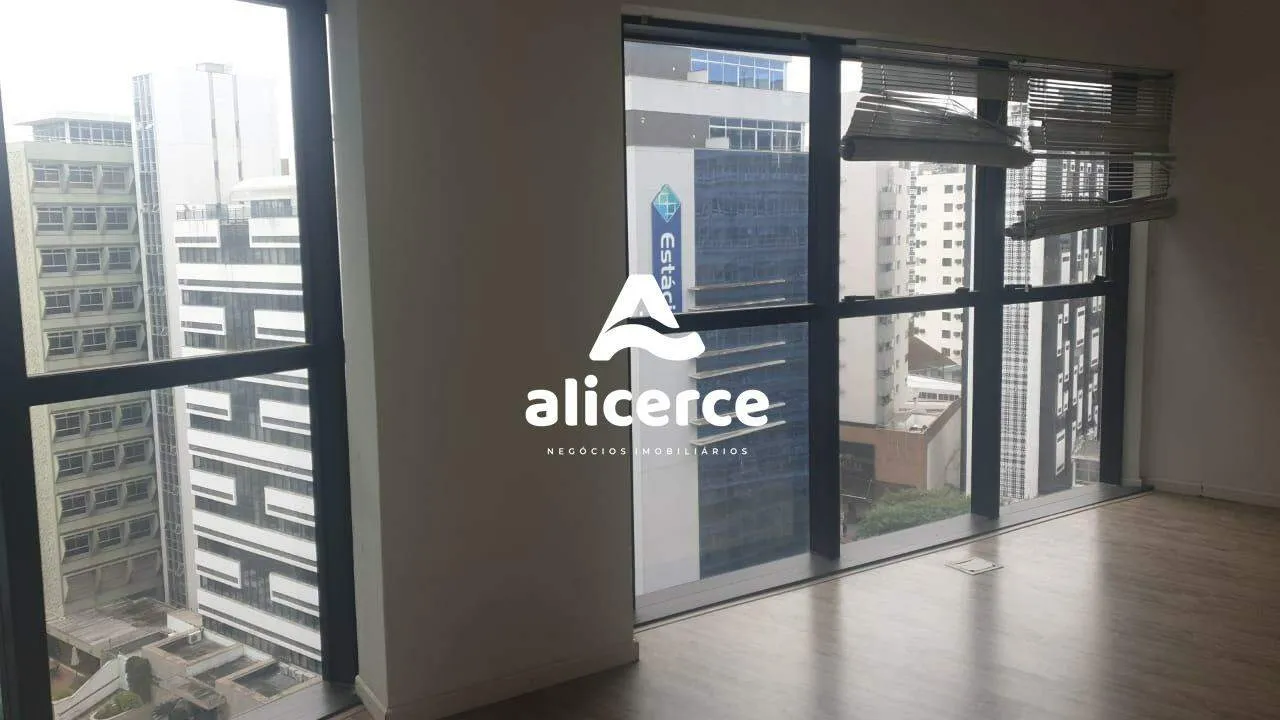 Imagem Sala Comercial à venda l 31,30m² l Centro - Florianópolis/SC