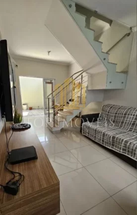 Imagem Seu refúgio perfeito em um charmoso condomínio! Encante-se com esta bela casa de 3 dormitórios, sendo 1 suíte.