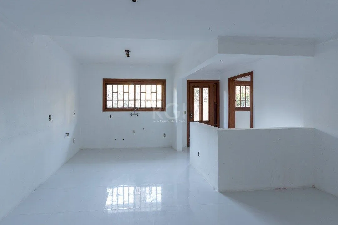 Imagem Casa para Venda - 558.14m², 4 dormitórios, sendo 4 suites, 6 vagas - Jardim Isabel