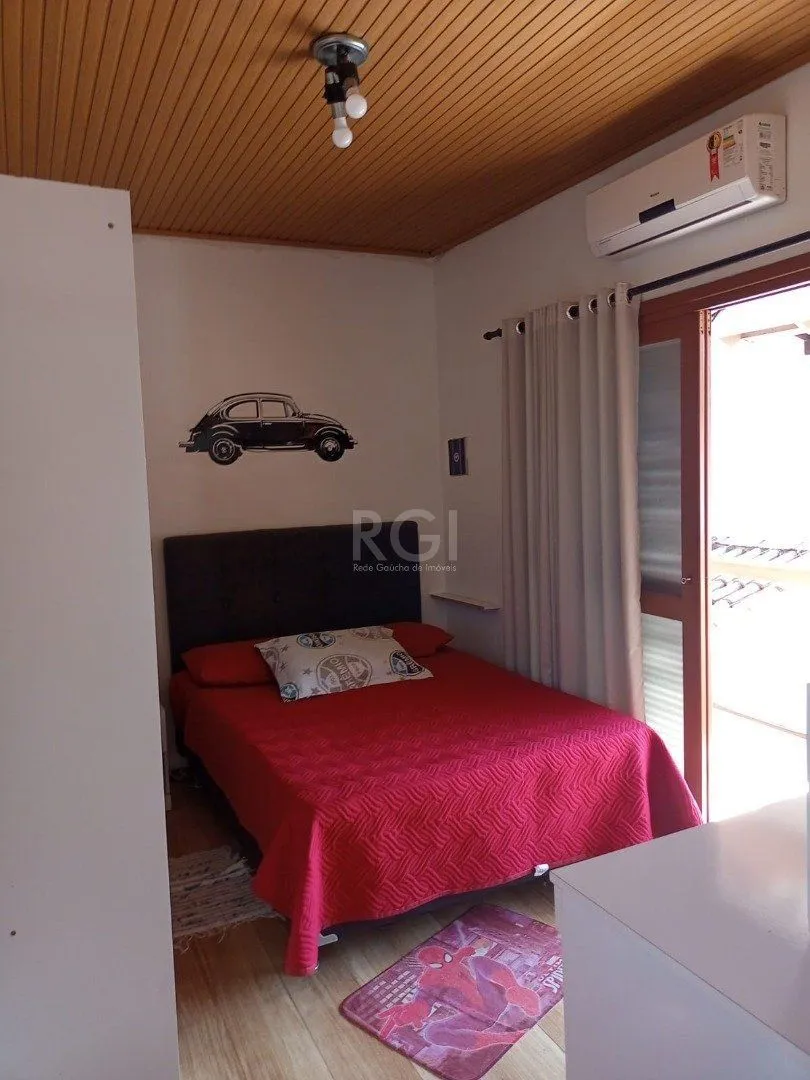 Imagem Casa para Venda - 180m², 3 dormitórios, sendo 1 suites, 2 vagas - Vila Nova