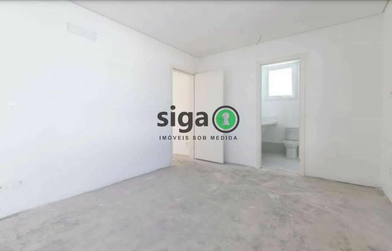 Imagem Casa à Venda em Condomínio Fechado, 483m², 4 Suítes, 5 Vagas - Chácara Santo Antônio