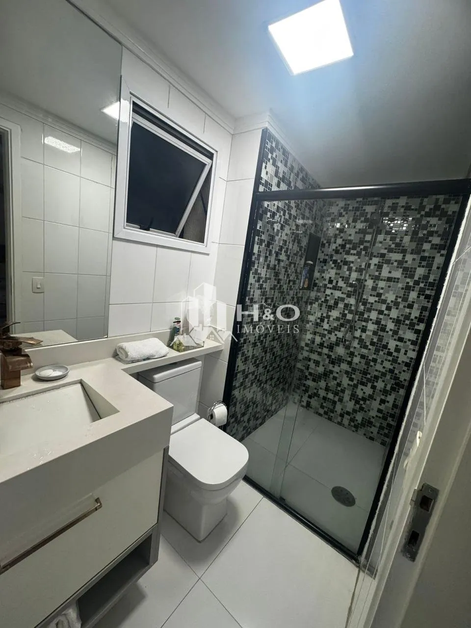 Imagem Apartamento Reformado à Venda no Tatuapé com 3 Dormitórios 1 Suíte Varanda Gourmet e 2 Vagas de Garagem