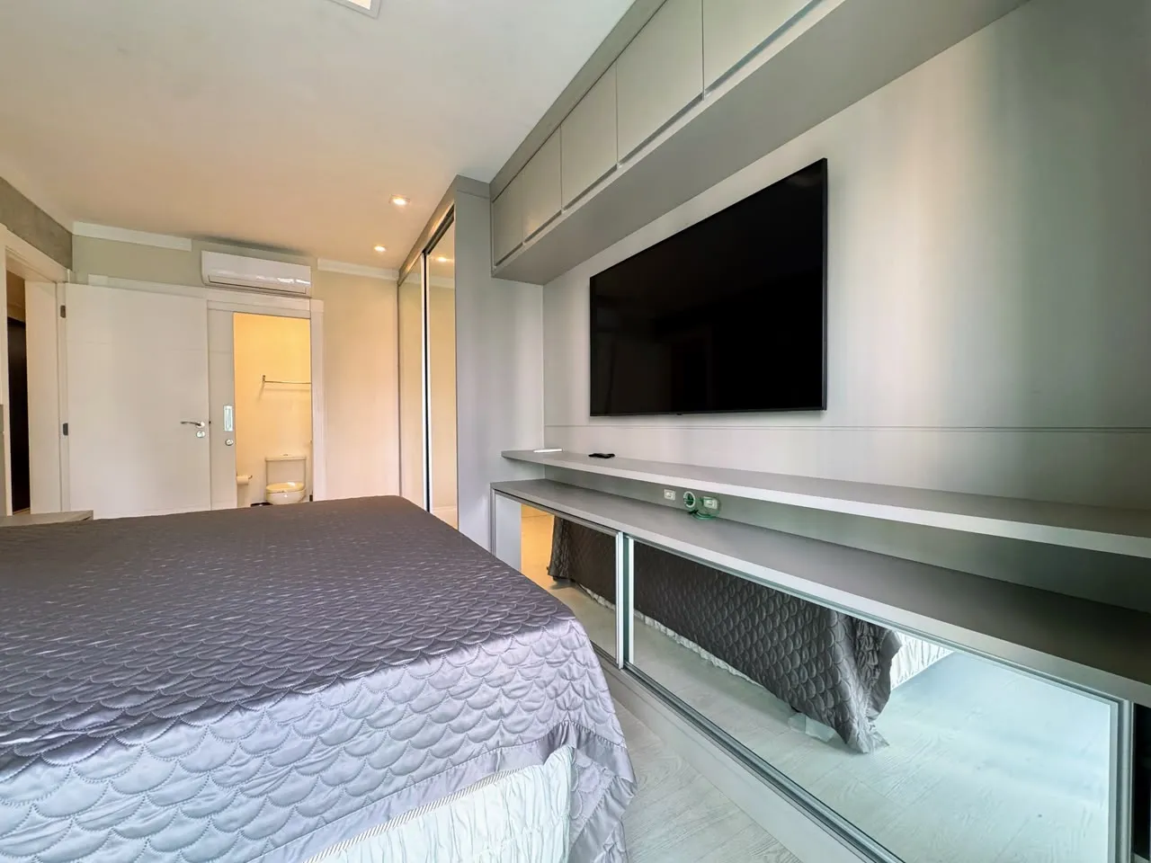 Imagem Apartamento à venda com 128m2 por R$ 3.300.000,00