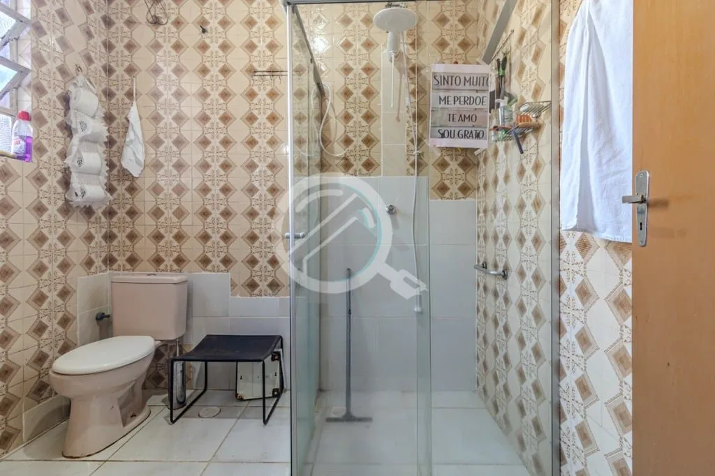 Imagem Apartamento à venda localizado na Avenida Farrapos, no bairro Floresta em Porto Alegre. Este imóve...