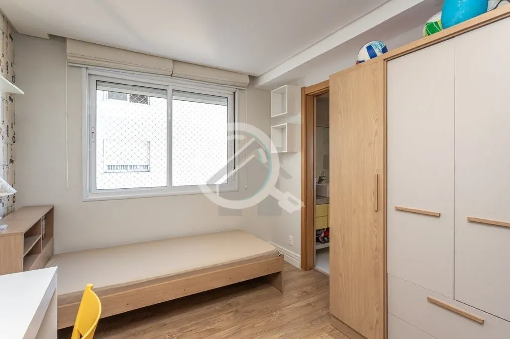 Imagem Apartamento à venda semi mobiliado, ficam todos os fixos (saem 2 splits, sala e quarto). São 3 dor...