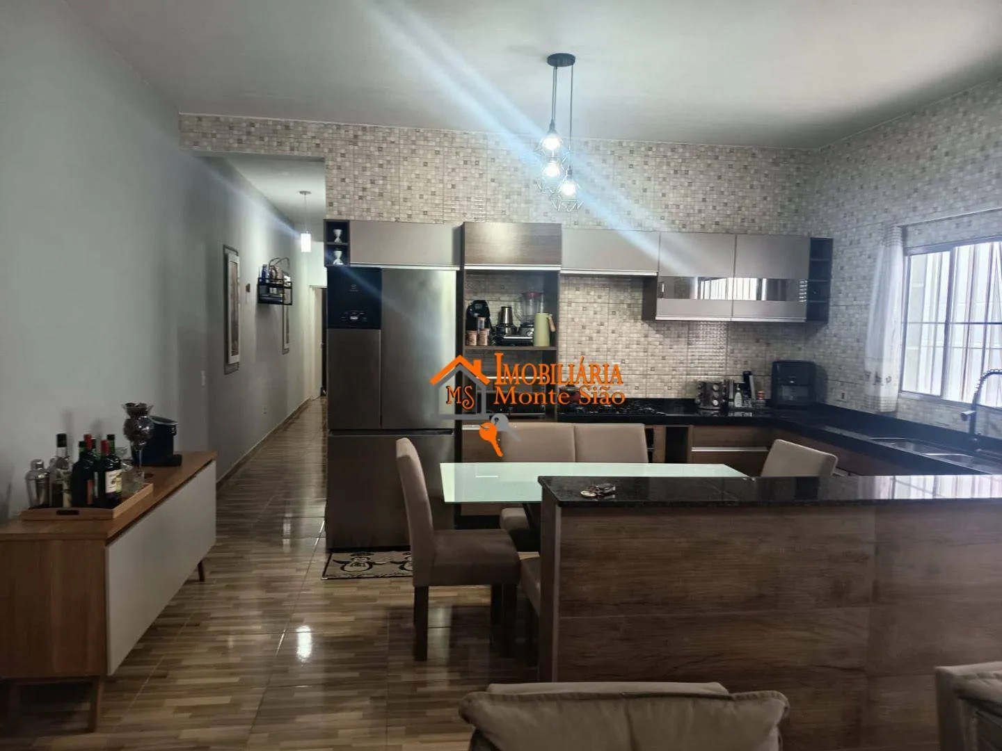 Foto do imóvel Sobrado com 2 dormitórios à venda, 204 m² por R$ 750.000,00 - Bonsucesso - Guarulhos/SP