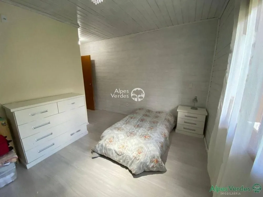Imagem Vende-se casa em Gramado - Mato Queimado