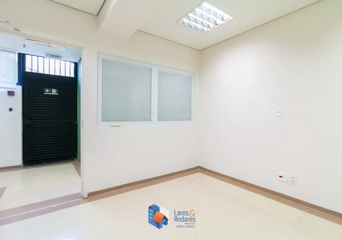 Imagem Loja de fachada ativa para venda em Santa Cecília, 145m²