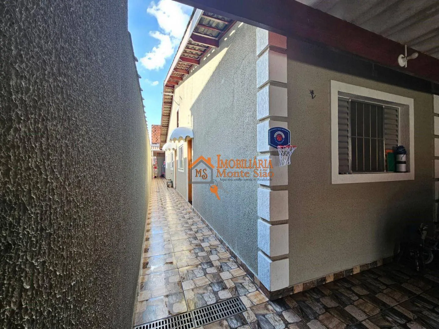 Imagem Casa com 2 dormitórios à venda, 61 m² por R$ 416.000,00 - O Pequeno Coração - Itaquaquecetuba/SP