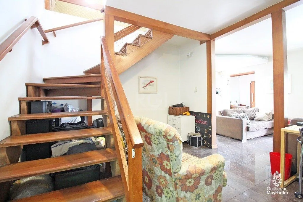 Imagem Casa para Venda - 151.36m², 3 dormitórios, sendo 1 suites, 2 vagas - Partenon