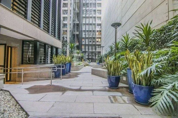 Imagem sala comercial no bairro Praia de Belas - andar alto