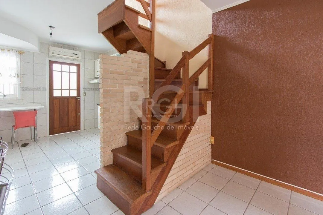 Imagem Casa Condominio para Venda - 92.32m², 3 dormitórios, sendo 1 suites, 2 vagas - Cristal