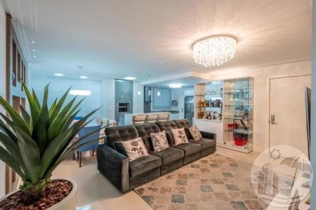 Imagem Apartamento Mobiliado e decorado 3 Suítes 4 vagas a 3 minutos a pé da praia