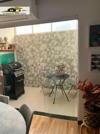 Imagem Sobrado em Condomínio para venda na Vila Gumercindo