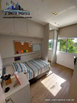 Imagem Charmosa residência com 3 dormitórios sendo 1 suíte com closet em condomínio fechado com traços...