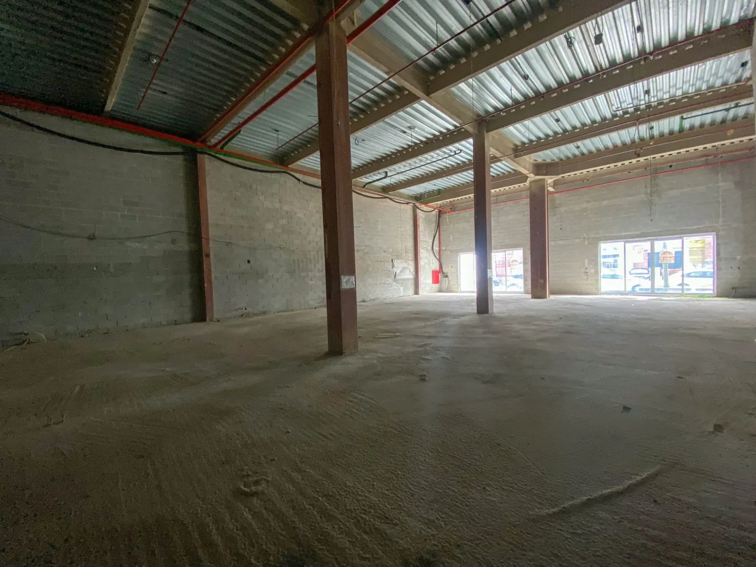 Foto do imóvel Comercial para Locação 4 Vagas, 293M², Centro, Pindamonhangaba - SP